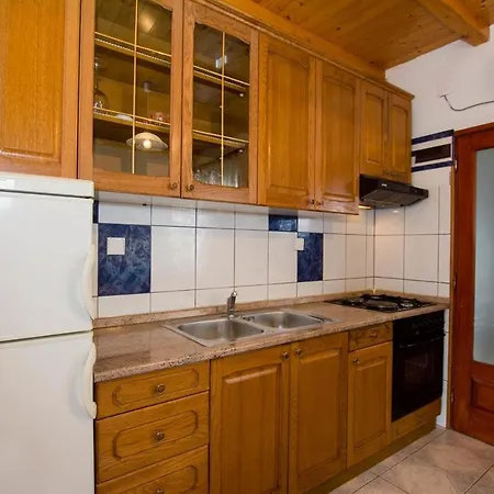 566b Apartment